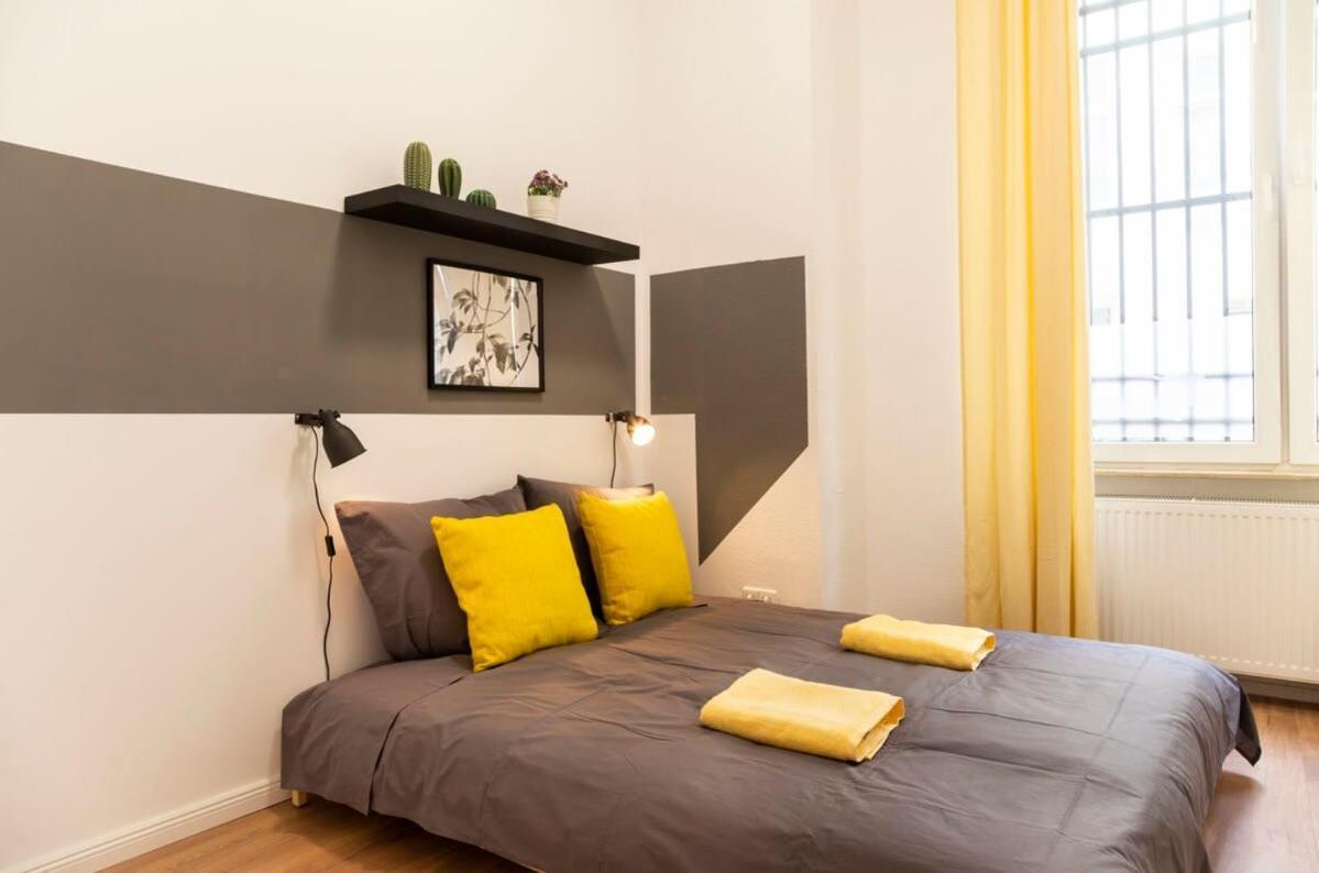 Modern 2 Bedroom Apartment In Berlin Schoeneberg Exteriör bild