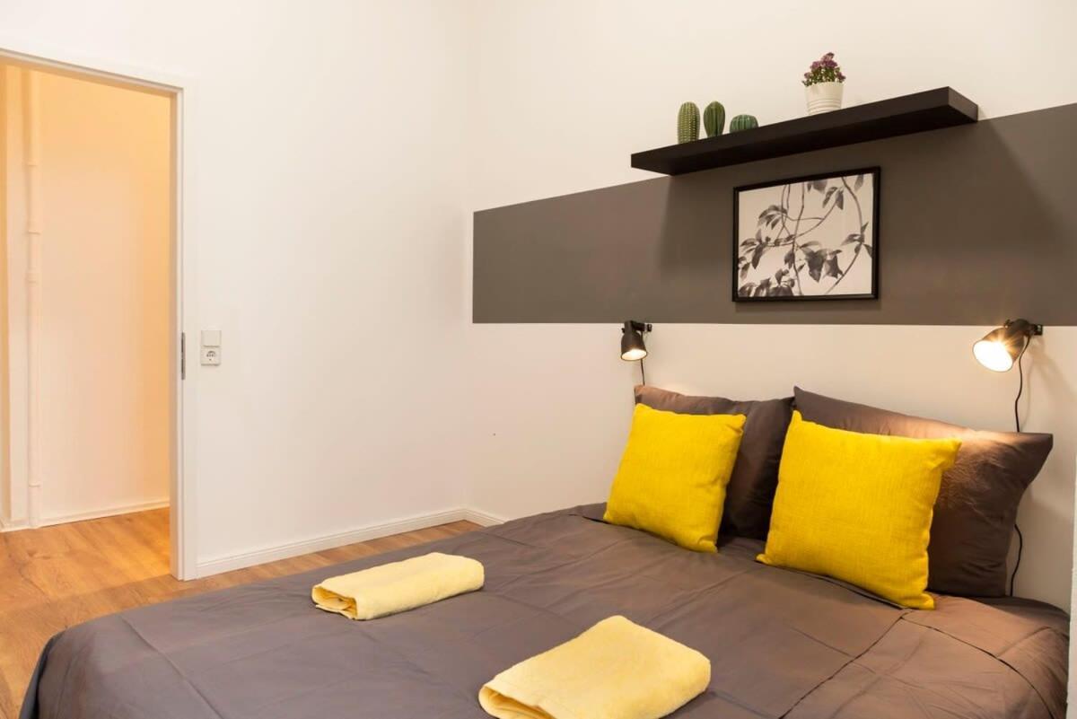 Modern 2 Bedroom Apartment In Berlin Schoeneberg Exteriör bild