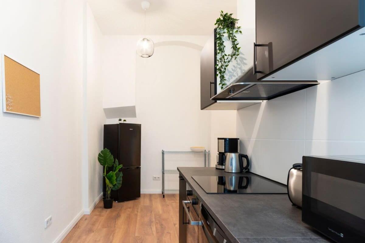 Modern 2 Bedroom Apartment In Berlin Schoeneberg Exteriör bild