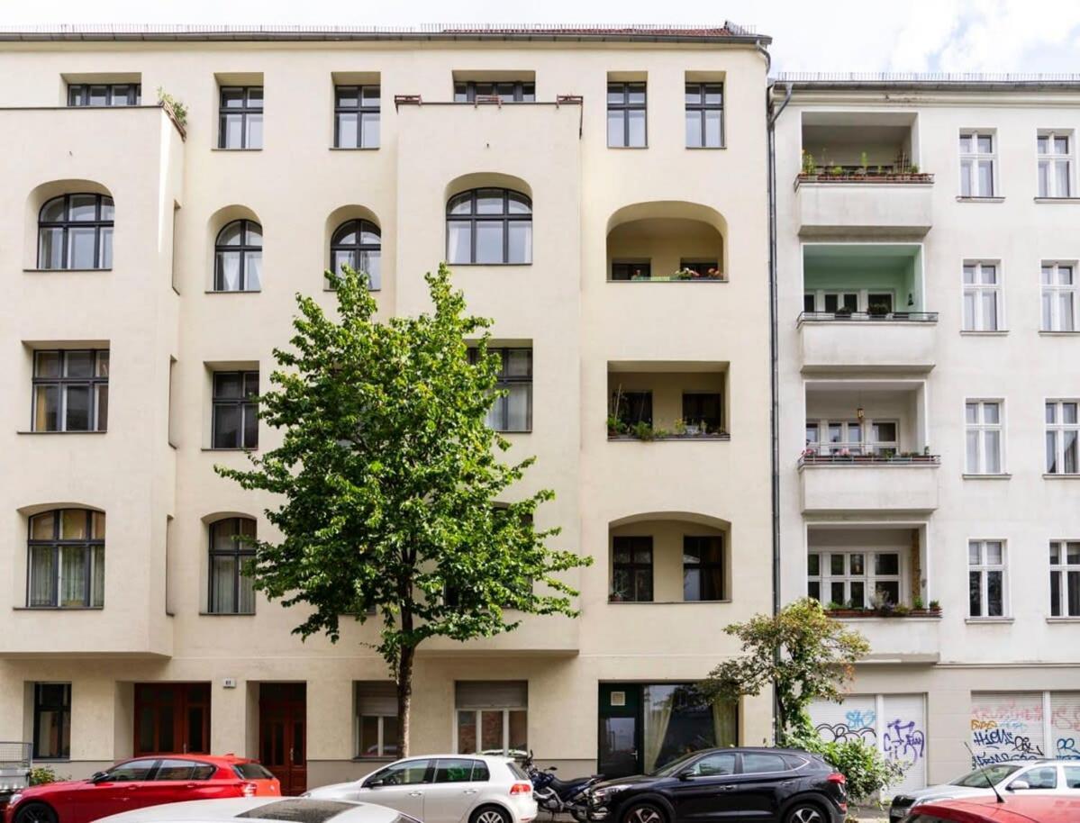 Modern 2 Bedroom Apartment In Berlin Schoeneberg Exteriör bild